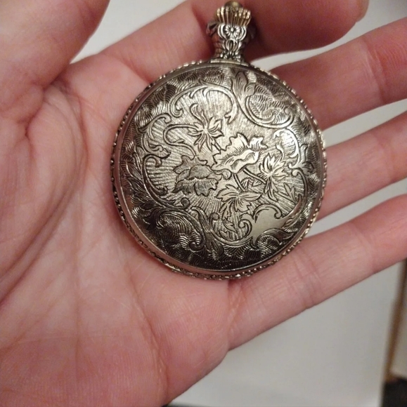 SOLD! EUC Vintage Quintel Anti Magnetic Silver Etched Floral Pocket Watch!! - Picture 3 of 10